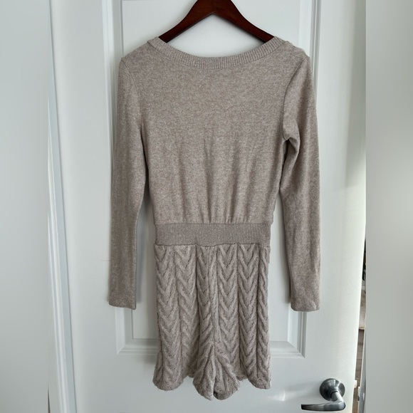 NWT Zara long sleeve cozy Romper - Picture 2 of 6
